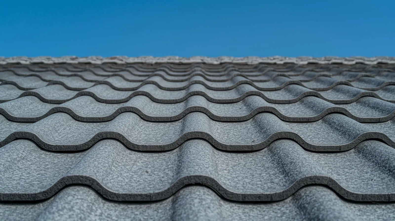 Stone-coated steel detail